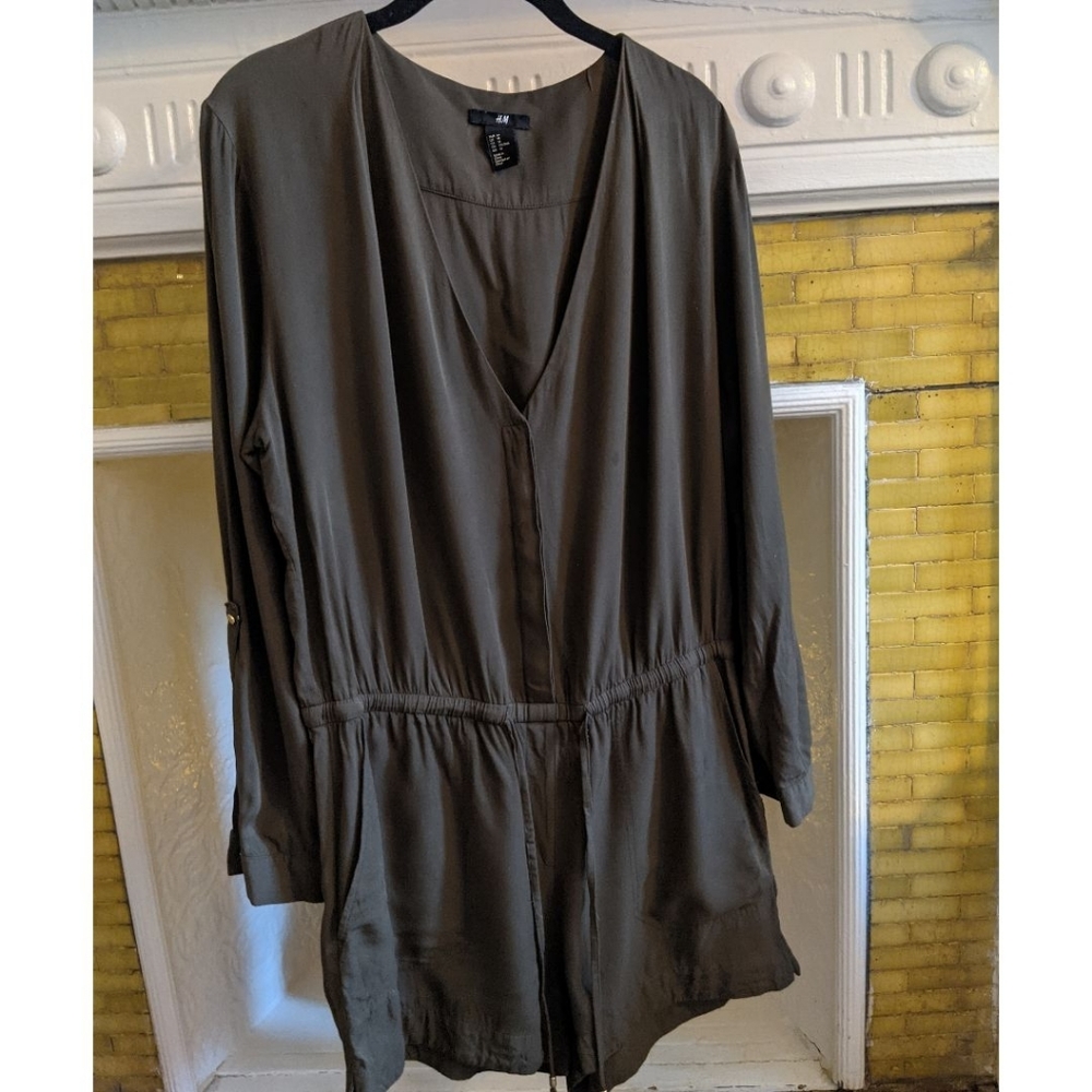 Long-sleeve romper